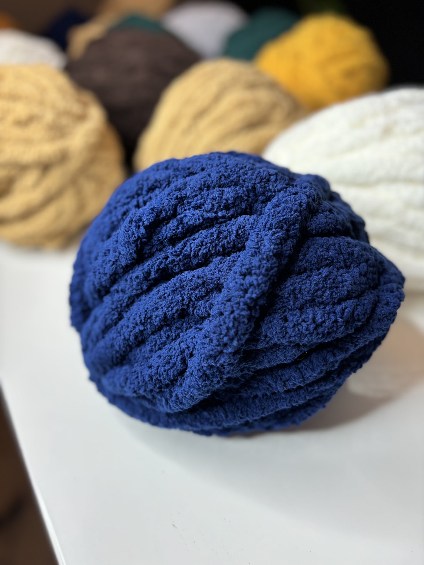 Premium Chunky Yarn for Cozy Blankets - Rare Colors Available!